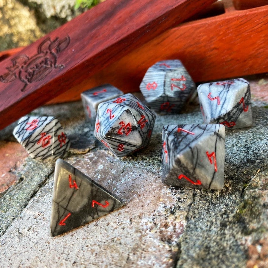 Norse Foundry Stone Dice: Black Network Agate